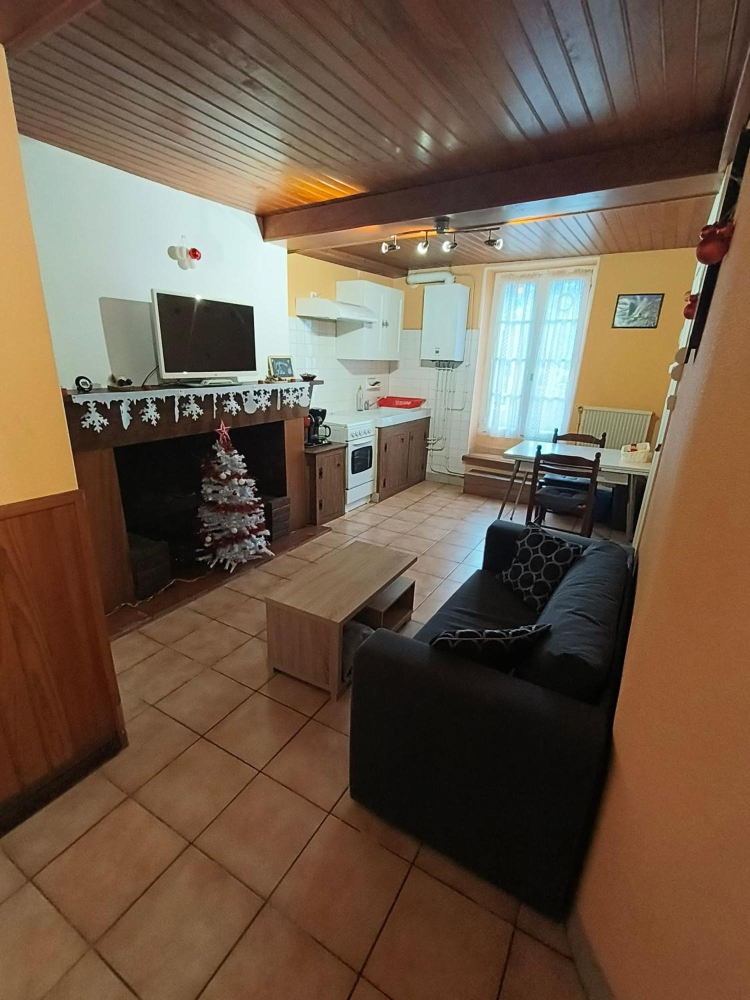 Appartement Plein Sud Au Rdc Avec Terrasse Et Parking 巴涅尔德比戈尔 外观 照片